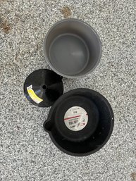 3 Pc Oil Pans And Funnel
