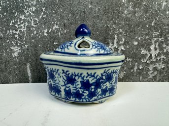 Small Lidded Trinket Box