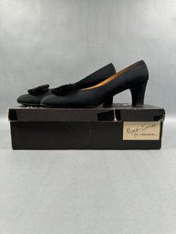 Manor Bourne For I. Magnin- Black Silk Show With Flower- 8.5AA