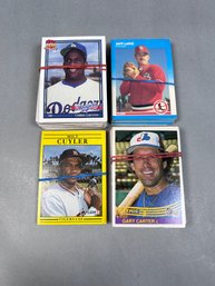 Mixed Lot Of Baseball Cards
