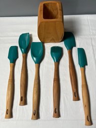 Le Creuset Caribbean Utensil Set Of 6 Wood Handles