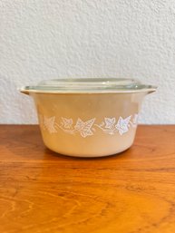 Pyrex Sandlewood 1 Qt Lidded Pot
