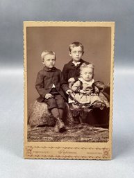Victorian Children Cabinet Card - Studio: Papineau, Bethany Missouri