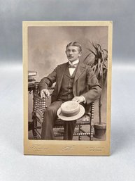 Victorian Gentleman Cabinet Card - Studio: Feinberg, NY
