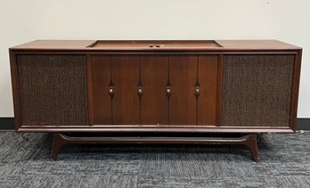 Vintage New Vista Victrola Console *Local Pickup Only*