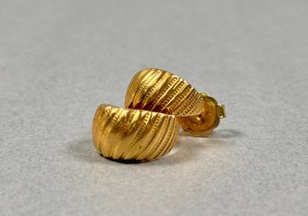 14k Yellow Gold Hoop Earrings