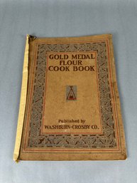 1917 Gold Medal Flower Cookbook