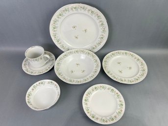 Johann Haviland - Forever Spring Pattern Floral   China Set- BAVARIA Set 2