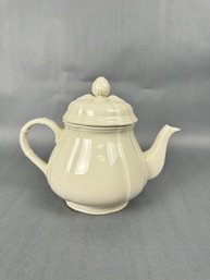 Villeroy And Boch Manor Teapot