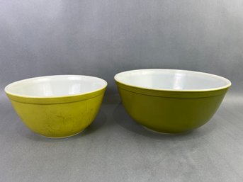 2 Pyrex Bowls