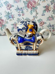 Real Old Willow Royal Doulton Teapot