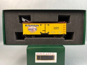 Spectrum By Bachmann Billboard Reefer Car