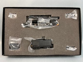 Spectrum By Bachmann Locomotive And Coal Tender