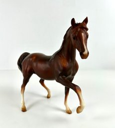 Vintage Breyer Horse Chestnut Filly With 4 White Socks And White Blaze On Her Face