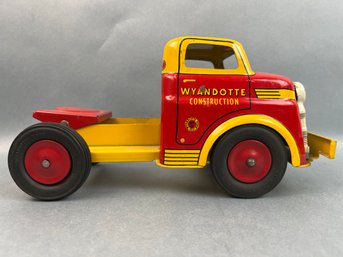 Vintage Wyandotte Toys Construction Truck