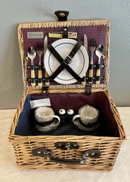 Picnic Time To-Go Basket With Serving Pieces For 2