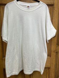 White Fruit Of The Loom Xl T Shirt