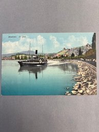 Vintage Postcard Depicting A Historic Paddle Steamer Or Passenger Boat Docked At Le Quai / Le Débarcadère