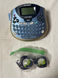 Dymo Labeler W/paper