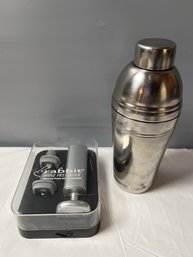 Rabbit Wine Preserver And Cocktail Shaker