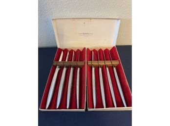 8 Gerber Steak Knives Legendary Blades