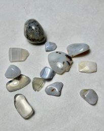 Polished/ Tumbled Rocks   White