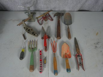 Assorted Hand Garden Tools Lot