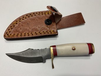 New Damascus 6 Inch Fixed Blade Knife With Sheath