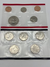 1999 U.S. Mint Uncirculated Coin Set