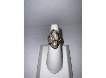 14k Pearl Ring With Diamond Center 6.4g