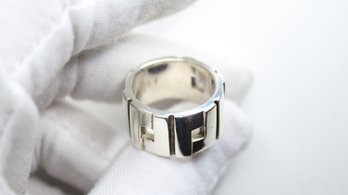 GUCCI UNISEX RING 925 STERLING SILVER G LOGO MADE IN ITALY SIGNATURE  AUTHENTIC BRAND