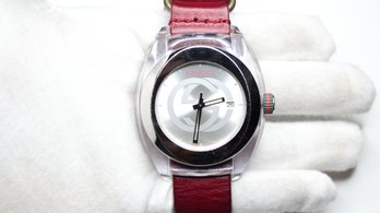 GUCCI SYNC SWISS Quartz White Silver Dial Leather Strap Mens Watch 137.1