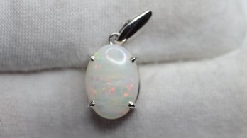 AUSTRALIAN WHITE OPAL 925 STERLING SILVER PENDANT NECKLACE