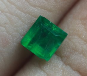 LOOSE NATURAL EMERALD 0.64CT 4.5MM X 4.5MM X 3MM JEWELRY MAKING PRECIOUS GEMSTONE EMERALDS