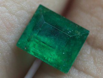 LOOSE NATURAL EMERALD 0.57CT 6MM X 4MM X 2.5MM JEWELRY MAKING PRECIOUS GEMSTONE EMERALDS