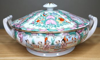 Antique Chinese Famille Rose Porcelain Soup Tureen