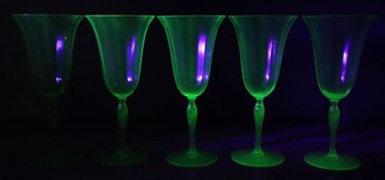 Set - (5) Andries Dirk Copier Romanda Uranium Wine Glasses