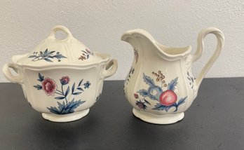 Wedgwood Williamsburg Potpourri Etruria Creamer & Sugar Bowl Set
