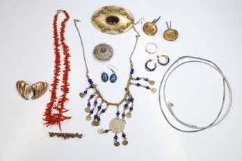 Mixed Lot Jewelry, Necklace, Earrings, Brooches