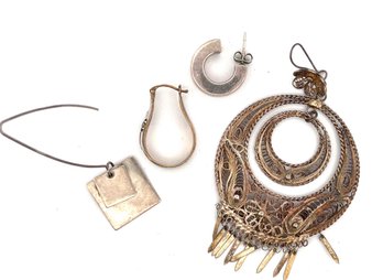 STERLING SILVER 925 RANDOM ASSORTMENT LOT SCRAP JEWELRY JANUARY 28TH