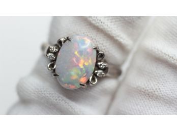 18K GOLD OPAL & DIAMOND RING 1.58CTW, 2.82 GRAMS,  FINE GEMSTONE JEWLERY DIAMONDS