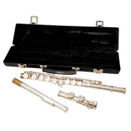 Gemeinhardt 2sp Flute With Original Carrying Case