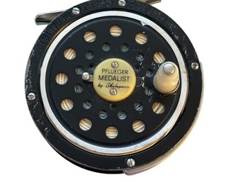 Vintage 1960s Pflueger Medalist #1494 CJ Fly Fishing Reel