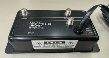 2 OUTPUT VHF/UHF/FM 24DB AMPLIFIER 50-900 MHZ