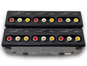 2x Radio Shack 2-Way Audio Video Selector Switch 15-1952 RCA Analog Tested A