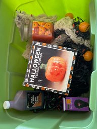 Halloween Tub With Lights And Misc Stuff