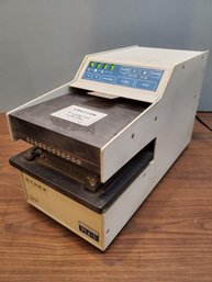 Dynex UltraWash Plus 96-Well Microplate Washer, Powers On