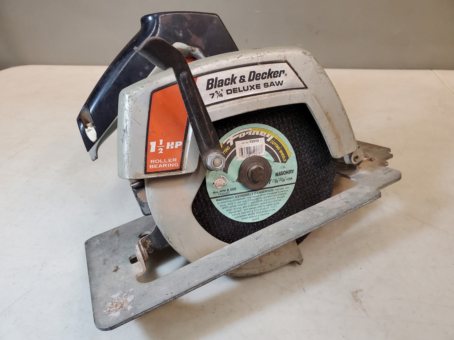 Vintage Black & Decker 7320 Deluxe 7-1/4