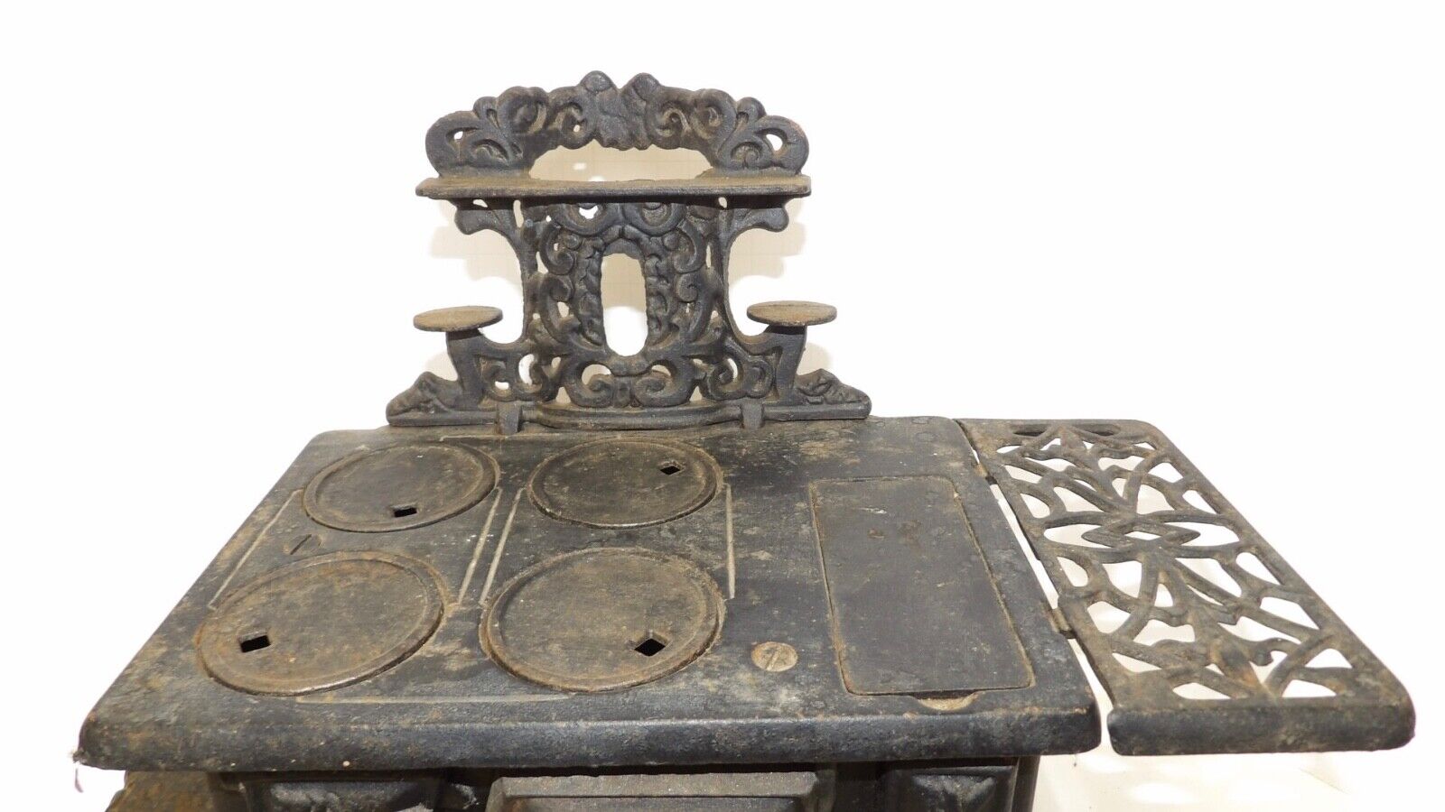 Child's Cast Iron Cook Stove 2534