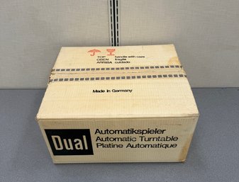 Vintage DUAL 1209 Turntable
